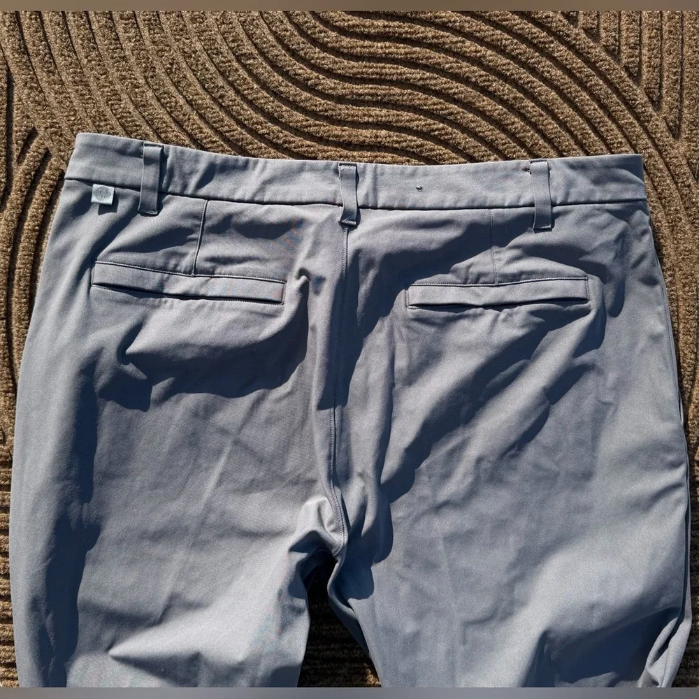 Lululemon Men's ABC Pants Gray Size 36 Classic Fit Stretch Casual Golf